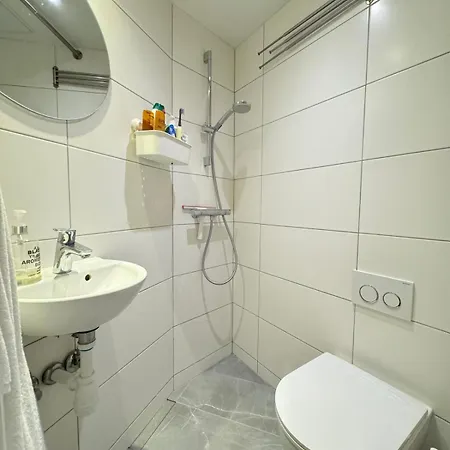 Sunny Cozy Scandi Flat In Vesterbro Appartement *